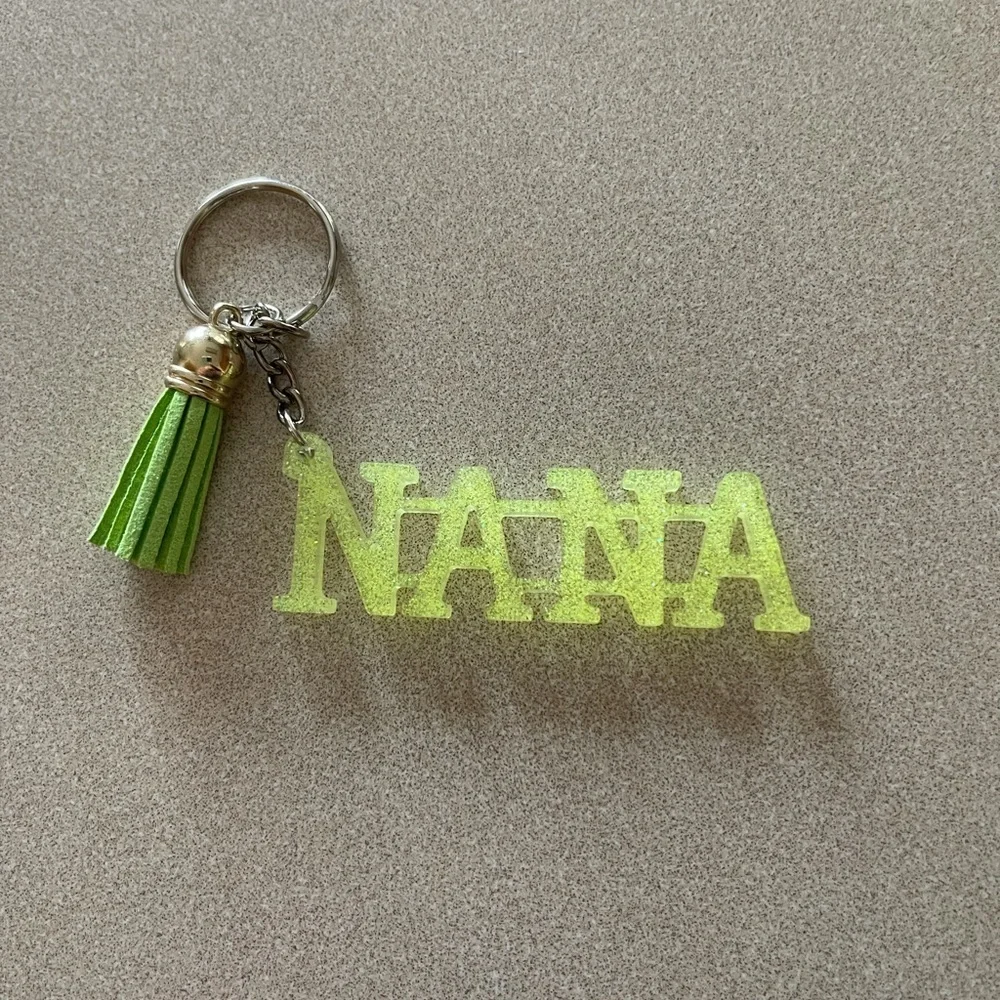 🎉🎉HP🎉🎉 Handmade Family Keychains - Picture 3 of 8
